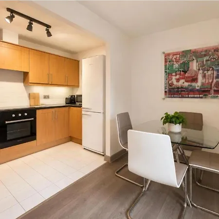 Apartment Shamrock 2 *